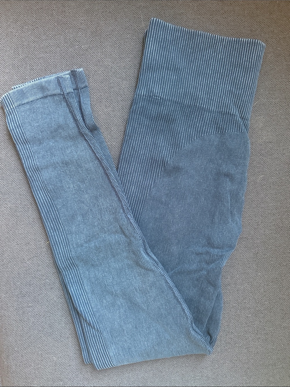 SPANX Seamless Ribbed High-Waist Leggings - denim blue
